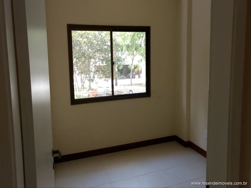 Foto 9 de 18 - Apartamento para venda em Montese