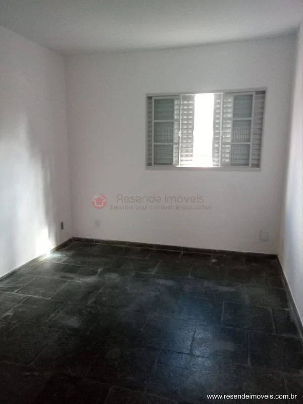 Foto 1 de 6 - Casa para aluguel em Vila Julieta