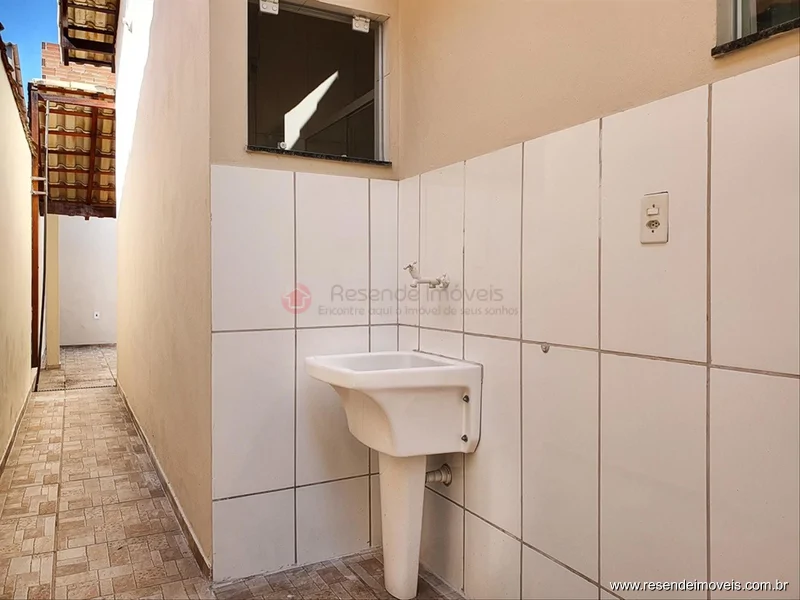 Foto 18 de 19 - Casa para venda em Morada do Contorno