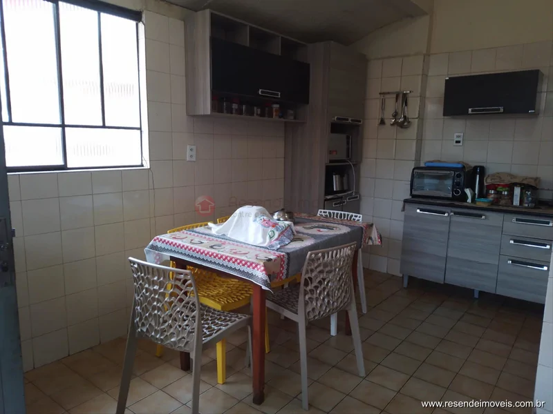 Foto 2 de 23 - Casa para venda em Vila Julieta