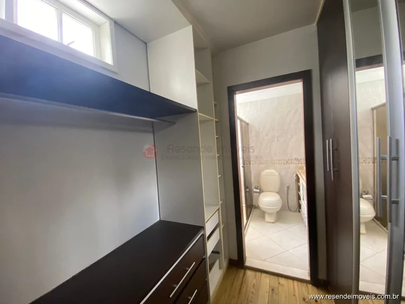 Foto 2 de 33 - Casa para venda em Casa da Lua