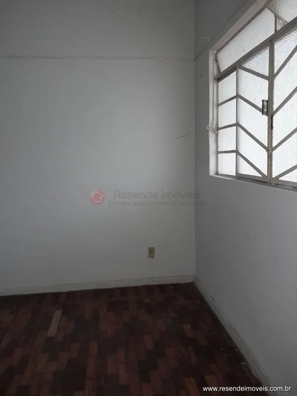 Foto 1 de 17 - Casa para aluguel em Centro