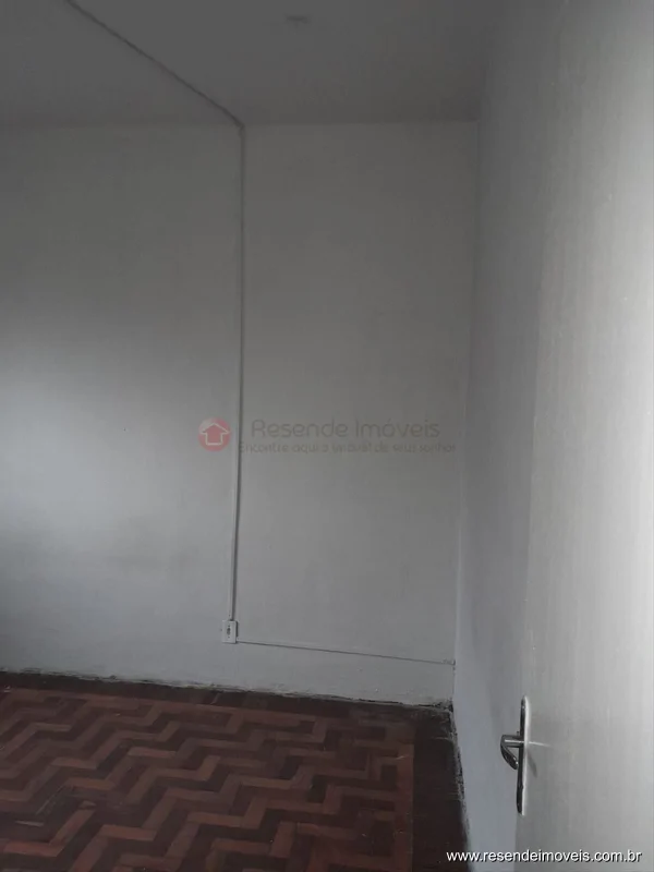 Foto 3 de 17 - Casa para aluguel em Centro