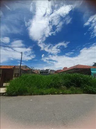 Terreno para venda em Jardim do Sol