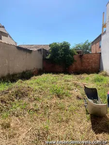 Terreno para venda em Jardim Aliança