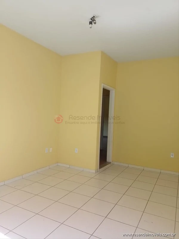 Foto 2 de 9 - Apartamento Duplex para aluguel em Lava-pés