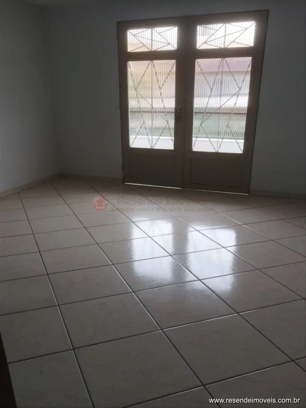 Foto 5 de 17 - Casa para aluguel em Jardim Tropical