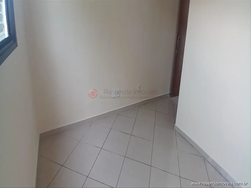 Foto 2 de 24 - Apartamento para venda em Centro