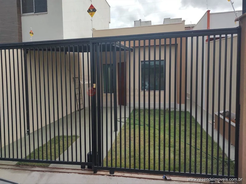 Foto 1 de 15 - Casa para aluguel em Parque Ipiranga II