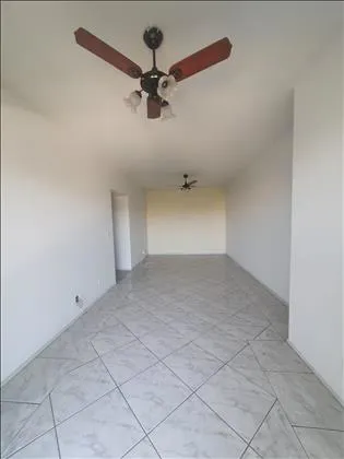 Apartamento para aluguel em Centro