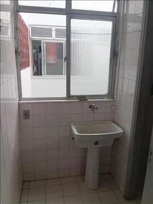 Apartamento para aluguel em Comercial