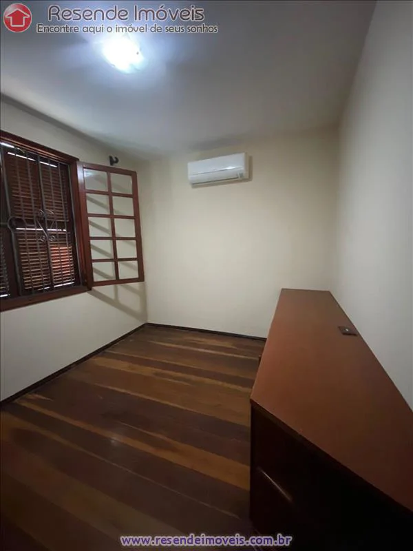 Foto 10 de 30 - Casa para venda e aluguel em Montese