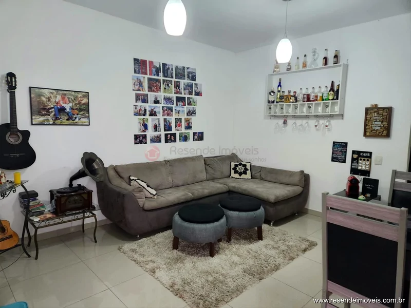 Foto 4 de 10 - Casa para venda em Jardim Alegria