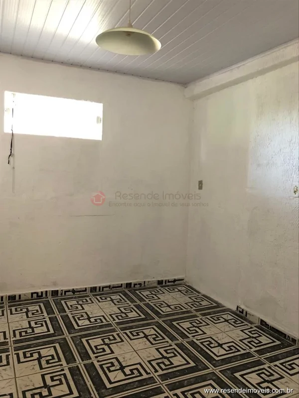 Foto 10 de 14 - Casa para aluguel em Vila Santa Cecília