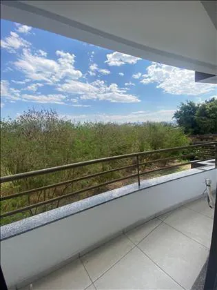 Apartamento para venda e aluguel em Montese