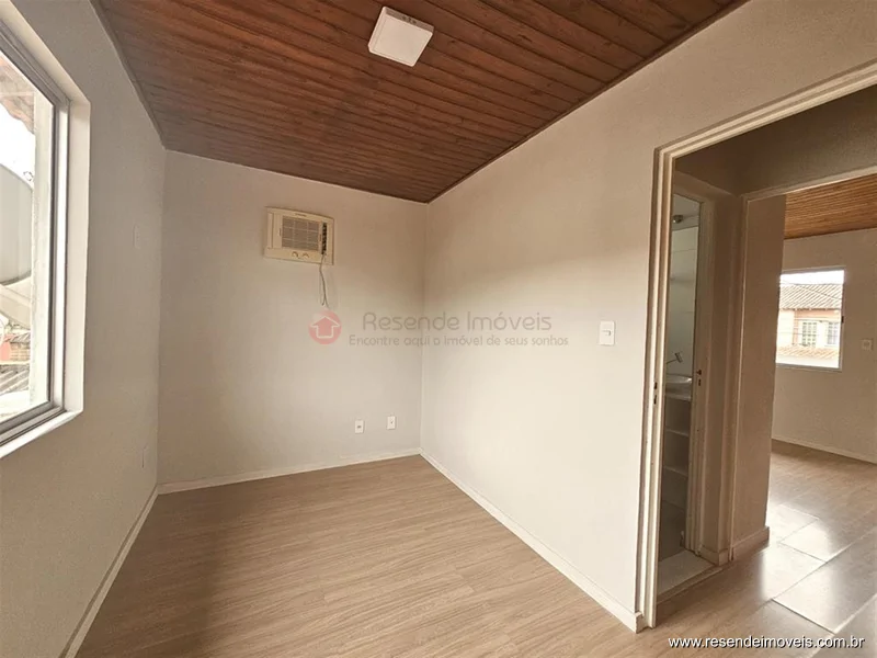 Foto 29 de 32 - Casa para venda em Mirante de Serra