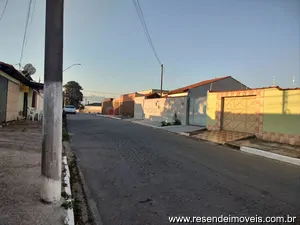 Casa comercial para venda em Itapuca