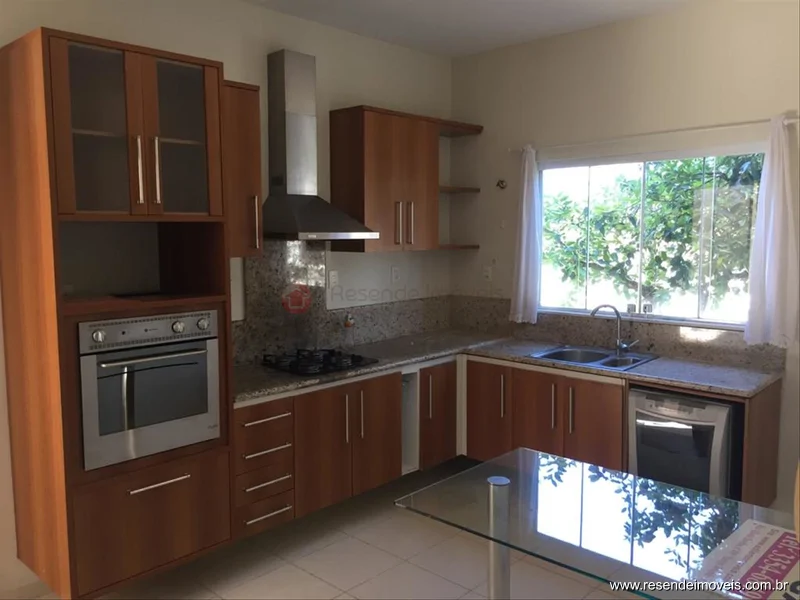 Foto 4 de 10 - Casa para aluguel em Morada da Colina