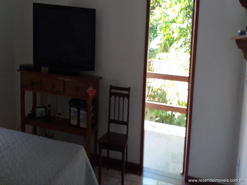 Foto 1 de 34 - Casa para venda em Montese