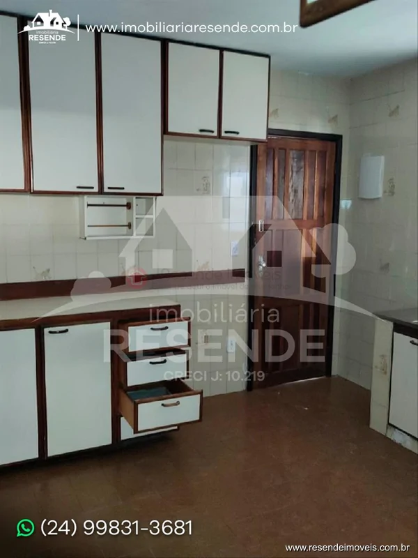 Foto 1 de 32 - Casa para aluguel em Vila Santa Cecília