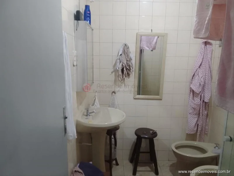  Banheiro com box blindex