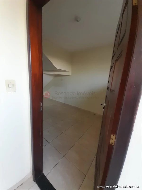 Foto 5 de 37 - Casa para venda e aluguel em Vila Santa Cecília