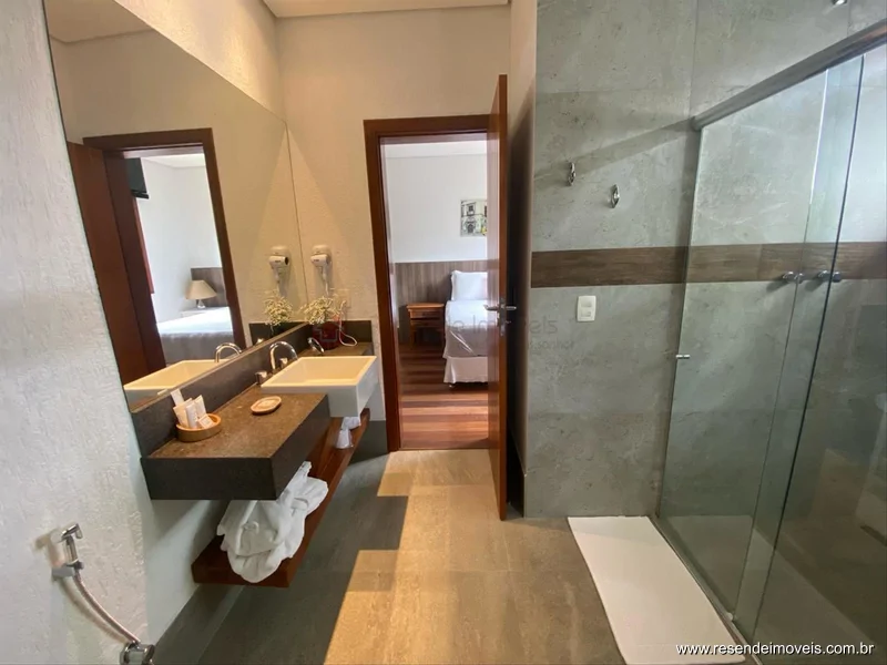 Foto 8 de 12 - Chalé para venda em Centro