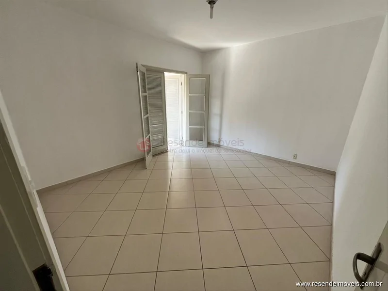 Foto 17 de 29 - Casa para venda em Jardim Brasília