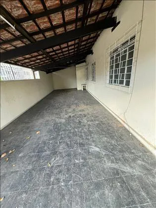 Casa para aluguel em Vila Julieta