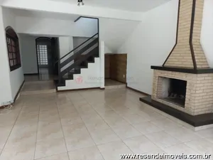 Casa em condomínio para aluguel em Casa da Lua