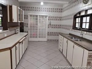 Casa em condomínio para aluguel em Casa da Lua