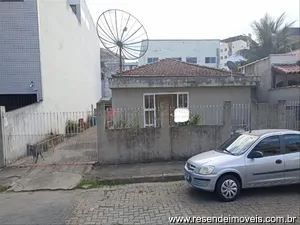 Casa para venda em Centro