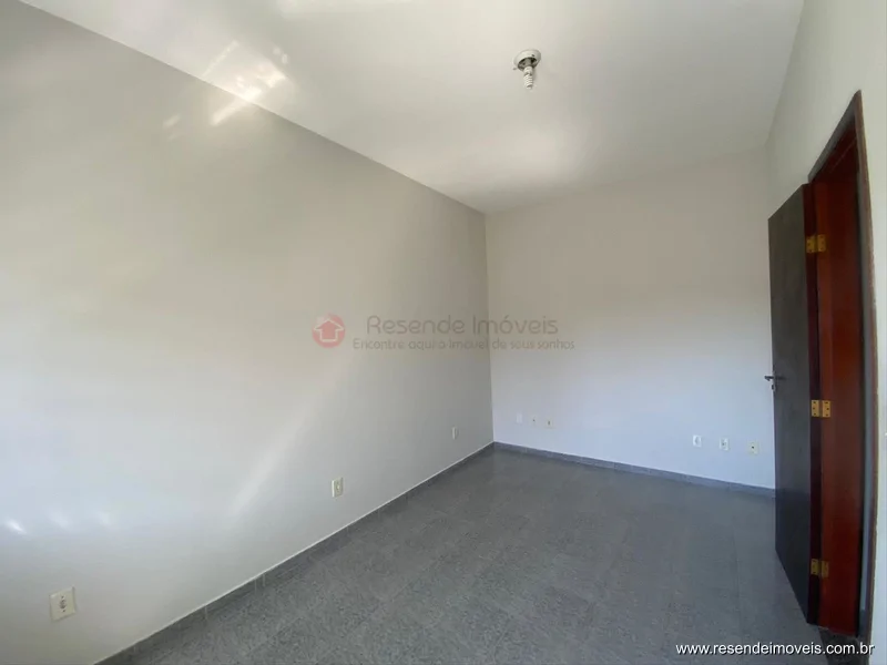 Foto 1 de 32 - Casa para venda e aluguel em Vila Julieta