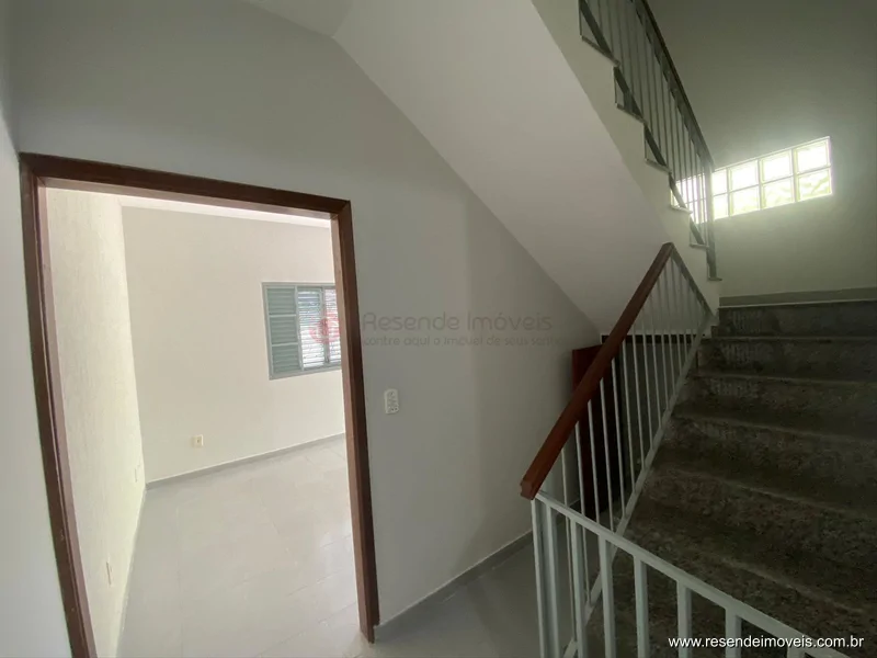 Foto 3 de 32 - Casa para venda e aluguel em Vila Julieta