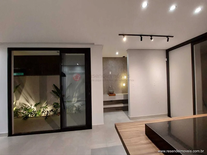 Foto 2 de 20 - Casa para venda em Parque Ipiranga II