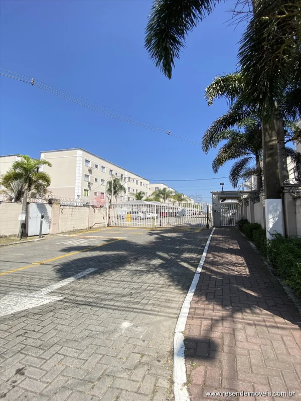 Foto 2 de 18 - Apartamento para venda em Cabral