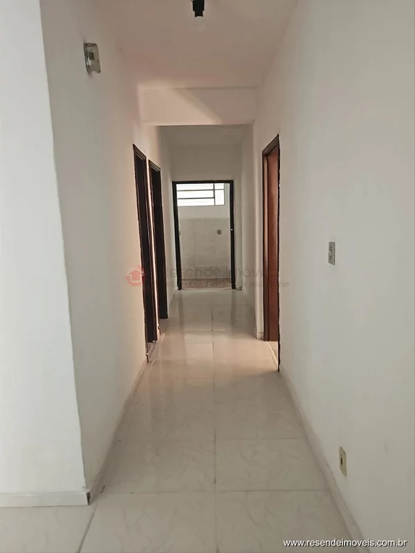 Foto 2 de 21 - Casa para aluguel em Vila Santa Cecília