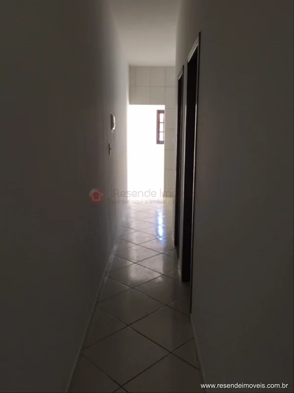 Foto 2 de 9 - Casa para aluguel em Morada da Montanha