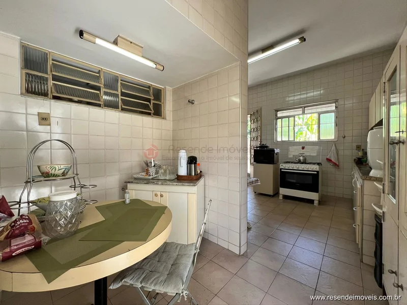 Foto 3 de 14 - Casa para venda em Jardim Brasília