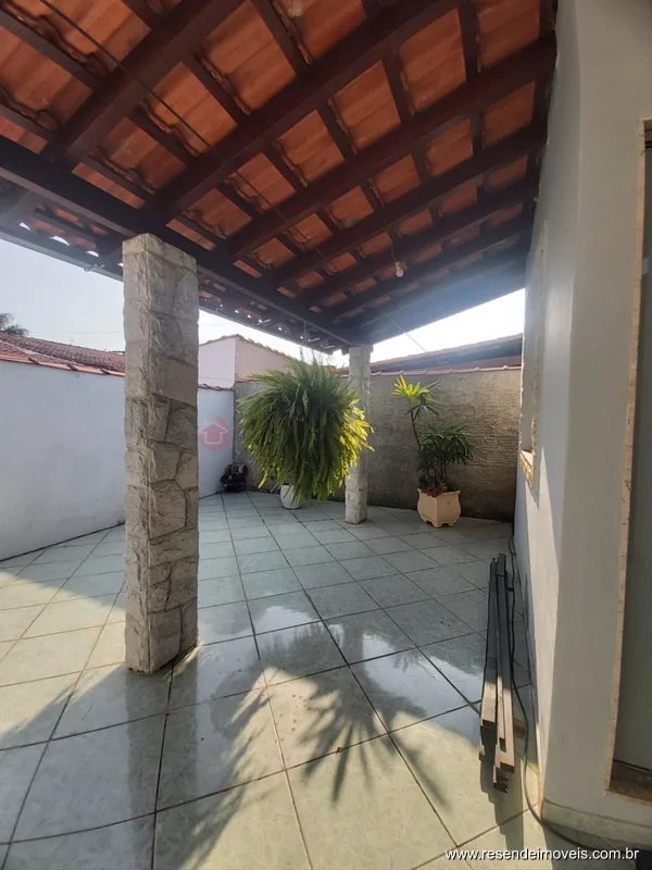 Foto 2 de 38 - Casa para venda em Itapuca