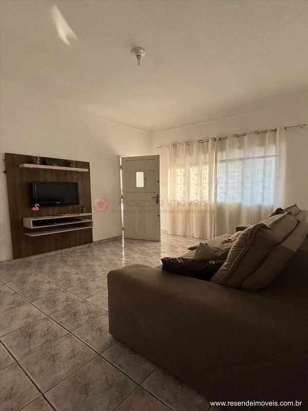 Foto 2 de 16 - Casa para venda em Vila Santa Cecília