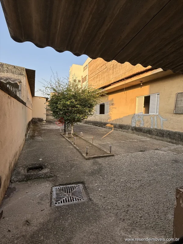 Foto 10 de 16 - Casa para venda em Vila Santa Cecília