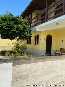 Casa para venda e aluguel em Montese