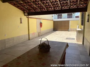 Casa para venda e aluguel em Montese