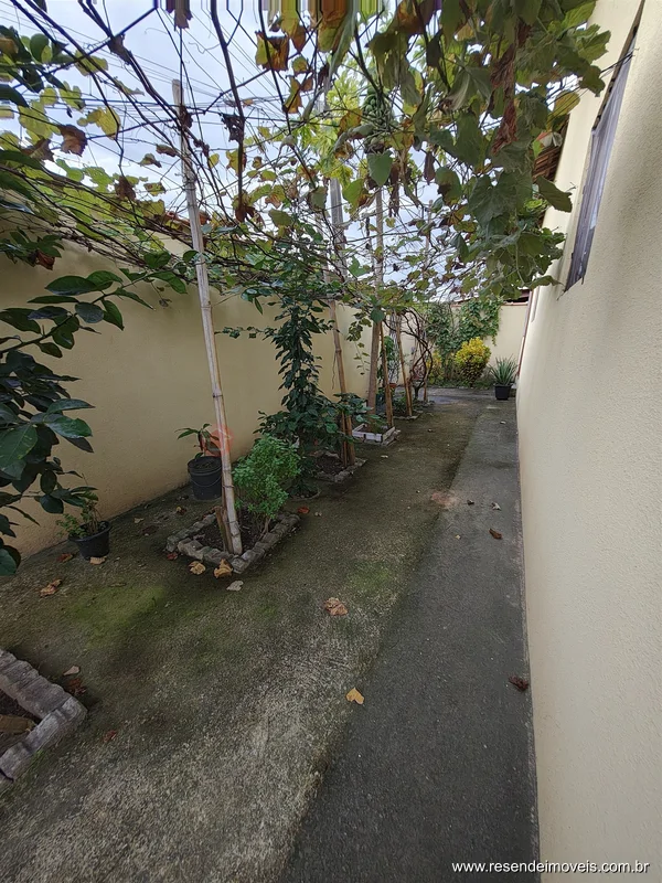 Foto 3 de 20 - Casa para venda em Itapuca