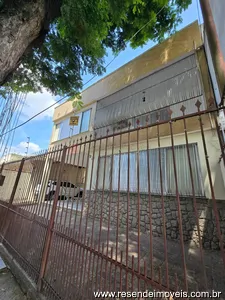 Casa para venda em Centro