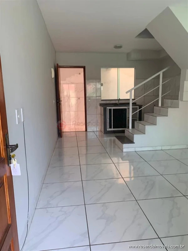 Foto 2 de 11 - Casa em condomínio para aluguel em Vila Julieta