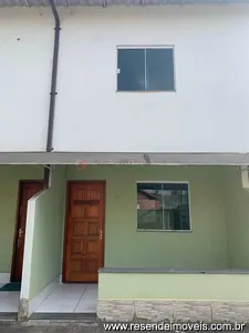 Casa em condomínio para aluguel em Vila Julieta
